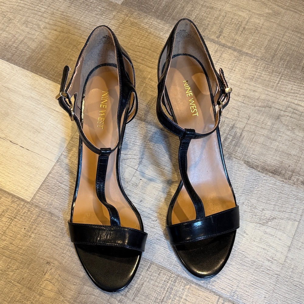 Nine West Elegant Black Heels leather upper